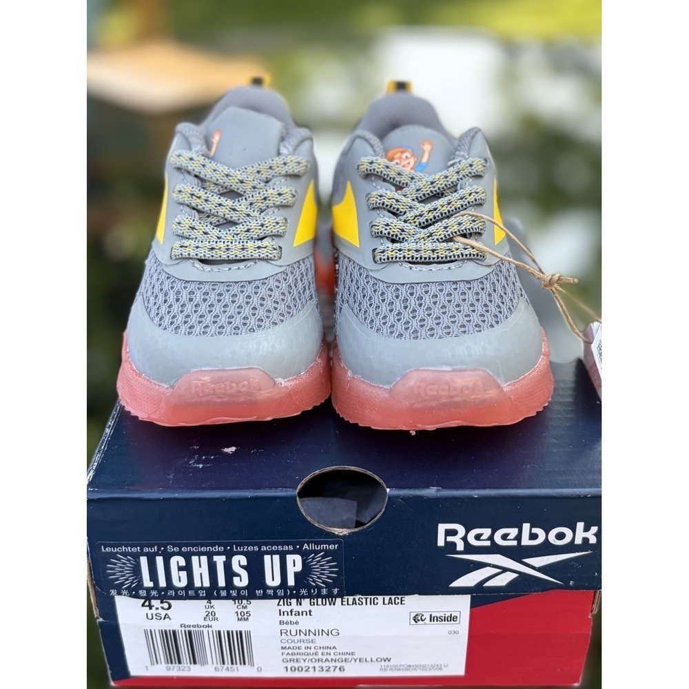 Reebok Zig N Glow Infant Light Up Running Shoes Gray Yellow Pink Size 4.5 NWT